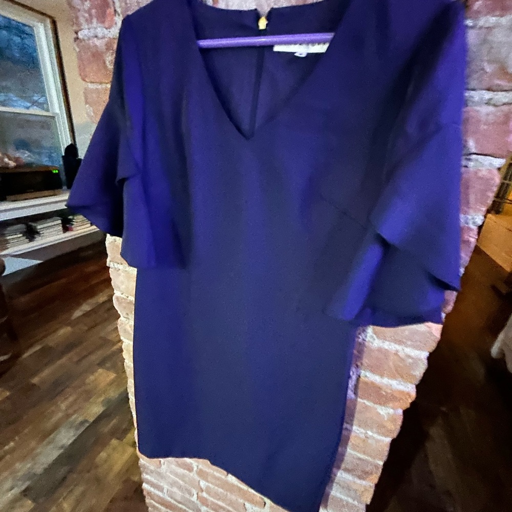 NWOT Trina Turk Deep Purple Midi Dress w/V Neck and Wrap Sleeves Zipper Back - Picture 1 of 11